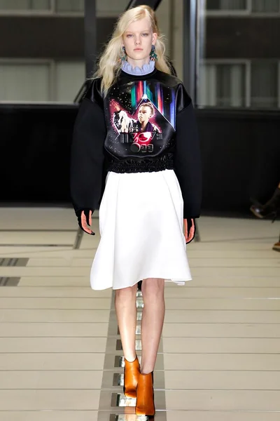 Look 20
